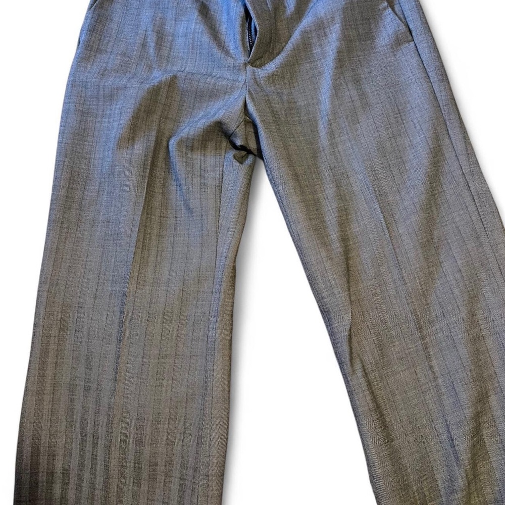 Gap Stretch Women’s Gray Pinstripe Work Pants in size 8